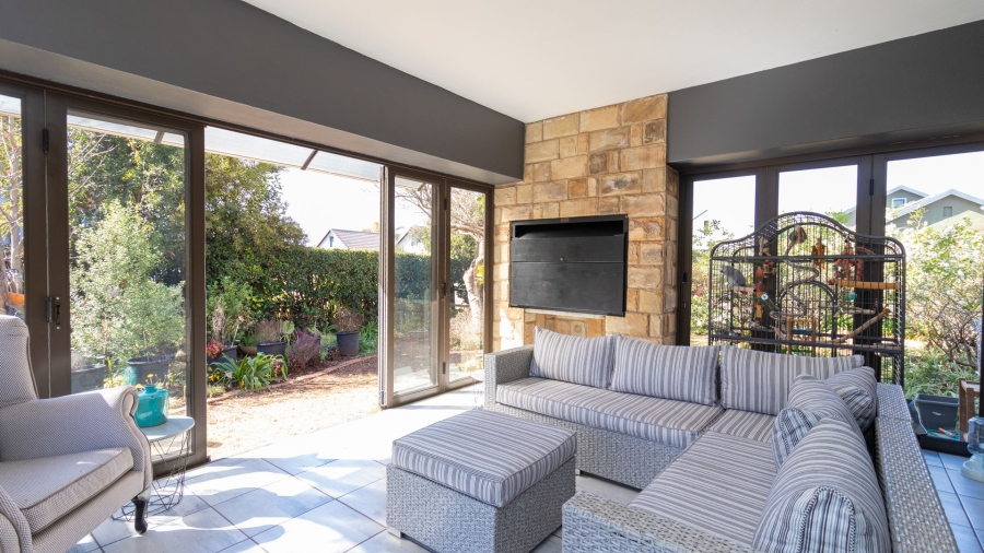 4 Bedroom Property for Sale in The Coves North West